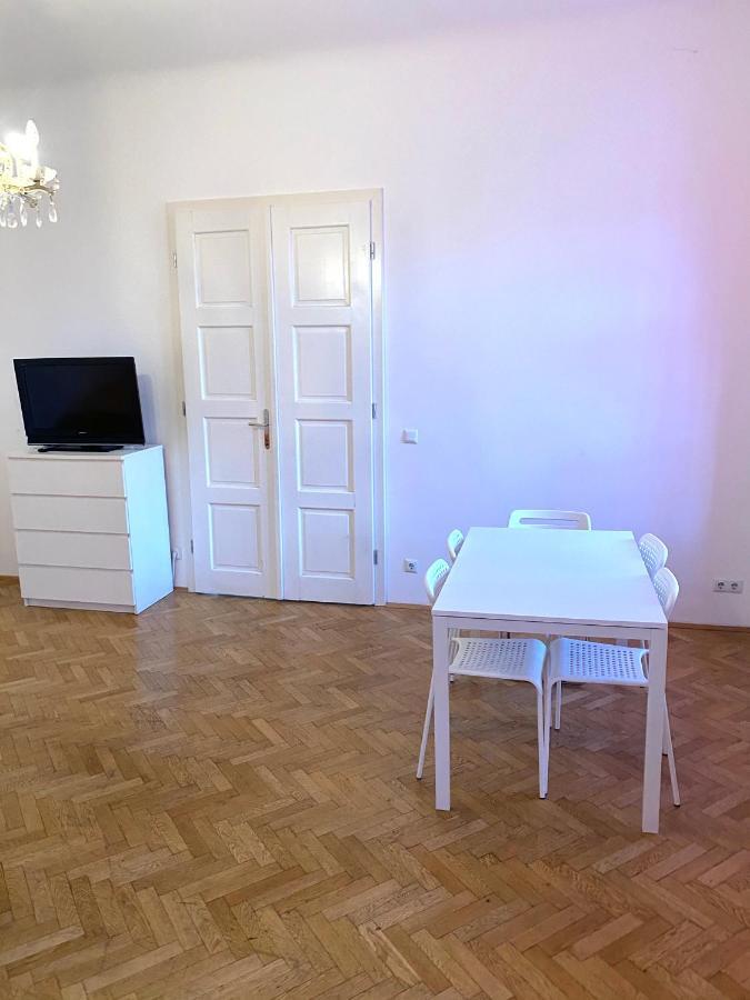 Apartment Opera Vienna Exterior photo
